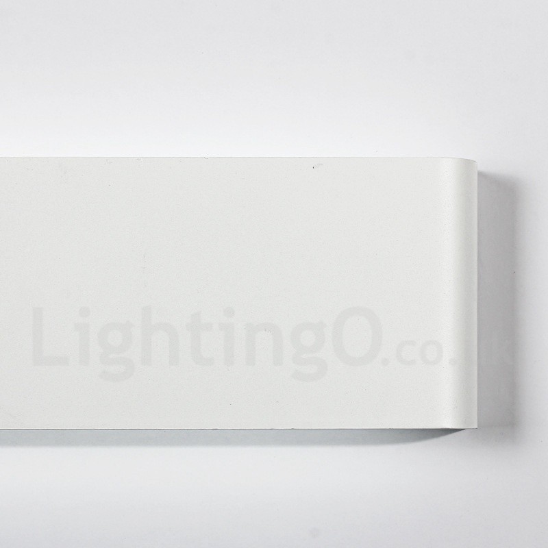 Applique da parete LED moderna in metallo IP44 per bagno, camera da letto e soggiorno