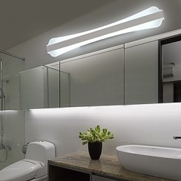 Applique da parete LED per bagno moderna bianca 80 cm 24 W