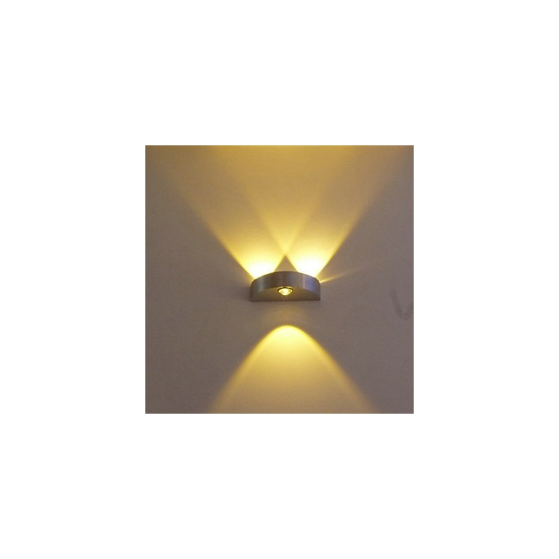 Applique da parete moderna in metallo con lampadina LED inclusa