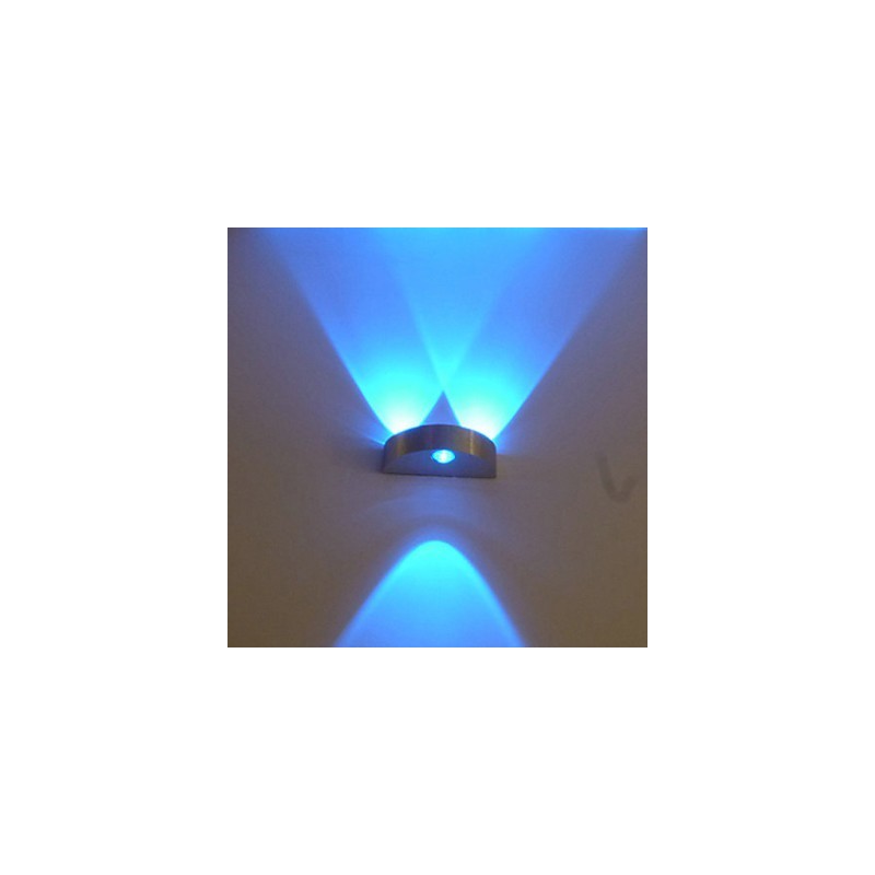 Applique da parete moderna in metallo con lampadina LED inclusa