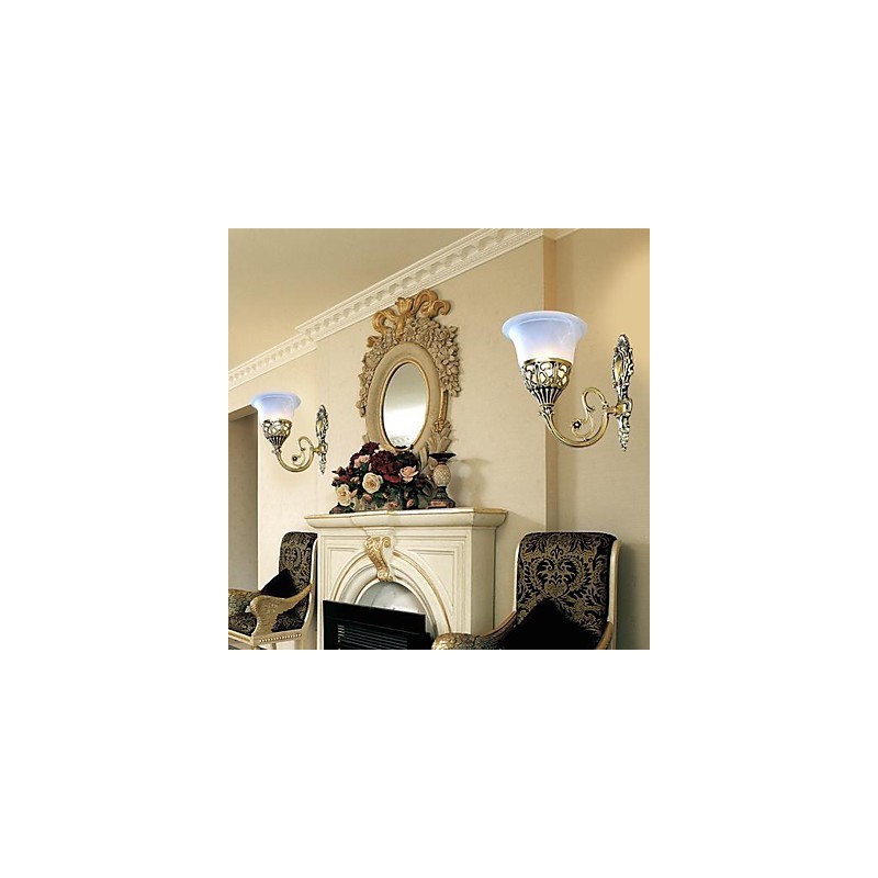 Applique da parete classica in bronzo con paralume in vetro moiré bianco 220V