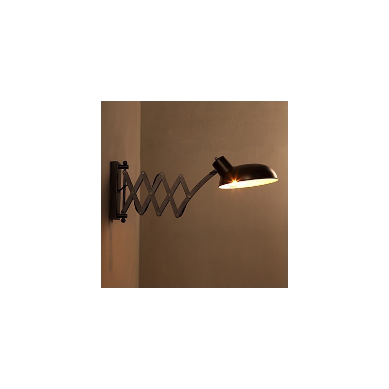 Applique da parete moderna in metallo nero con braccio oscillante