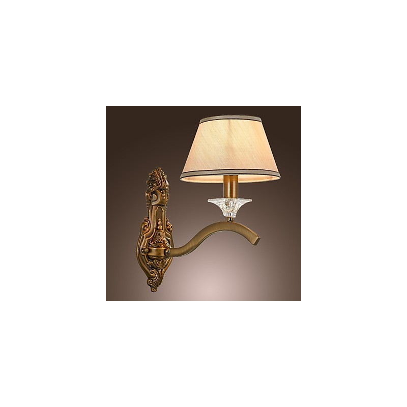 Applique da parete classica in ottone con paralume in tessuto
