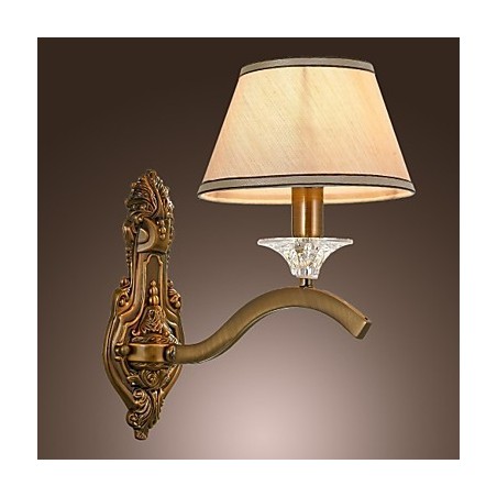 Applique da parete classica in ottone con paralume in tessuto