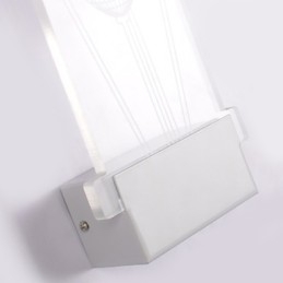 Applique da parete a filo moderna contemporanea in metallo con lampadina LED inclusa