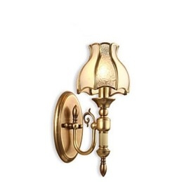 Applique da parete classica Mini in ottone con lampadina inclusa