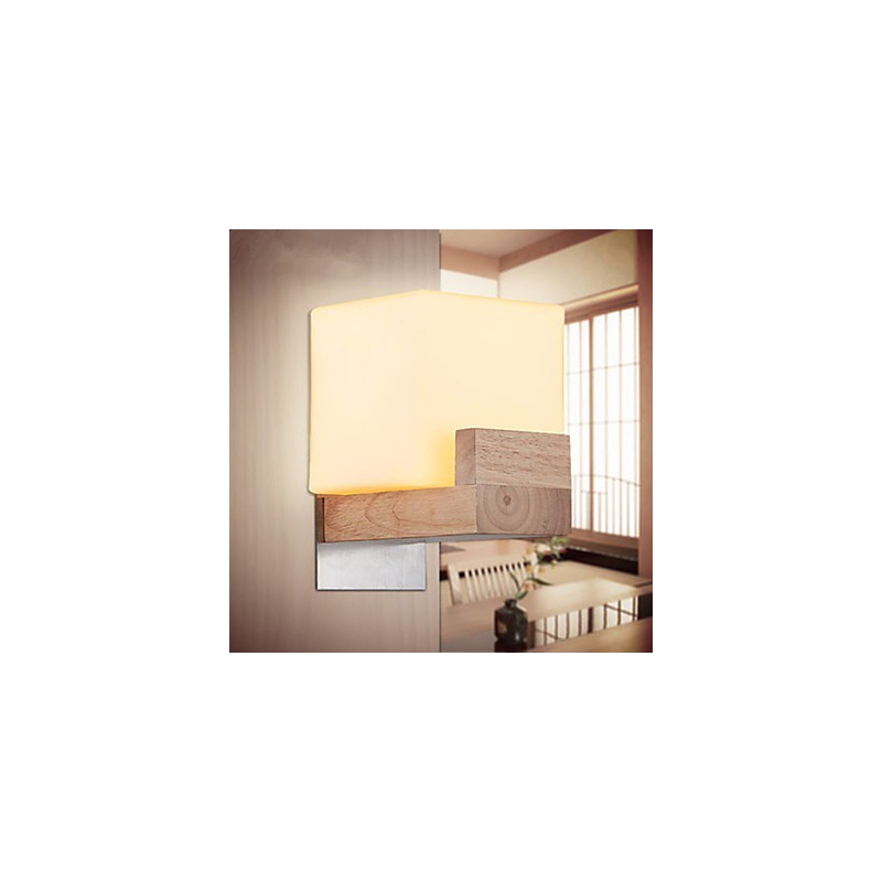 Applique da parete classica Mini in legno/bambù finitura ottone con luce verso l'alto