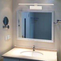 Applique da bagno moderna contemporanea LED integrato 16W bianca metallo 56 cm