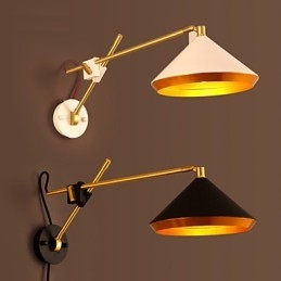 Applique da parete con braccio oscillante in ferro battuto stile rustico industriale