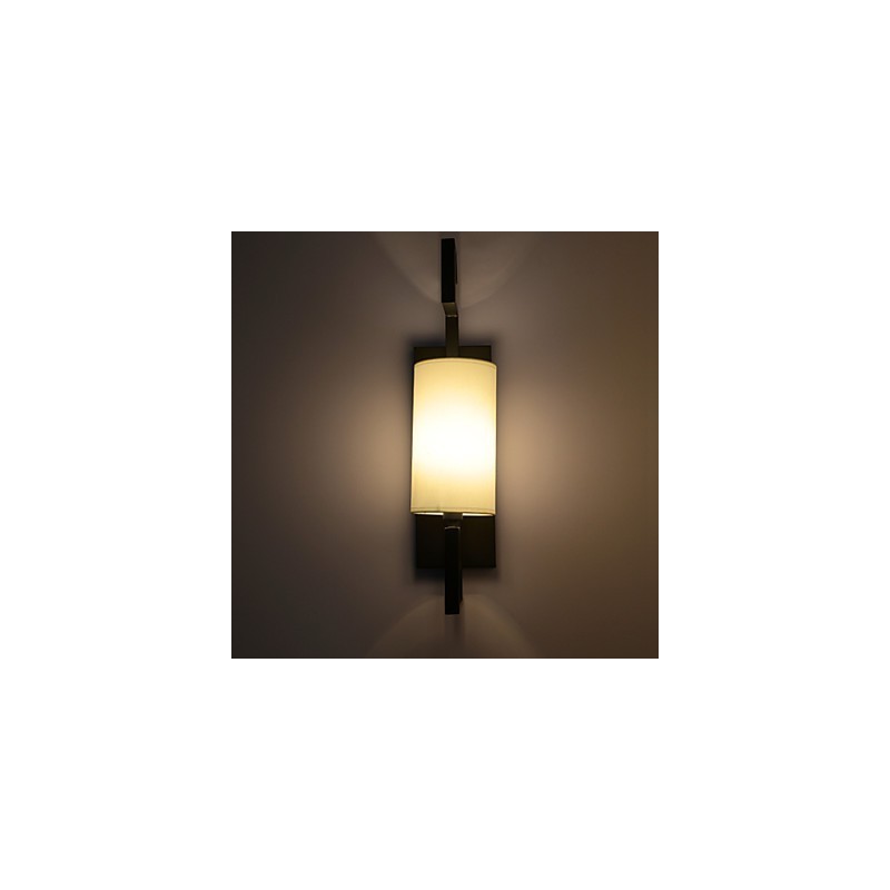 Applique da parete classica nera con paralume in tessuto bianco, 55 cm