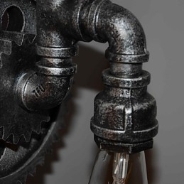 Applique da parete industriale in ferro con ingranaggio e tubi acqua vintage