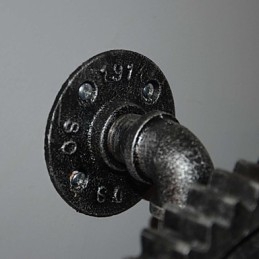 Applique da parete industriale in ferro con ingranaggio e tubi acqua vintage