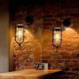 Applique da parete Mini Style in metallo nero e vetro bianco con lampadina inclusa