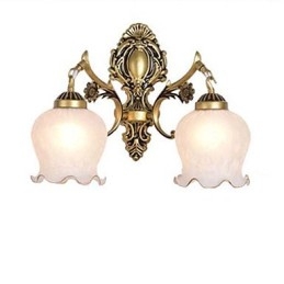 Applique da parete moderna in metallo e vetro gialla e bianca 2 lampadine E26/E27