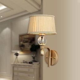 Mini applique da parete moderna contemporanea in metallo finitura ottone