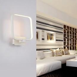 Applique da parete LED integrato in metallo bianco 15 W 24x20x10 cm