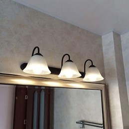 Lampada da bagno Mini Style Rustic Lodge in metallo e vetro bianco 3 luci E26/E27 57 cm