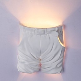 Applique da parete a filo per cameretta bambini, design creativo contemporaneo, forma pantaloni