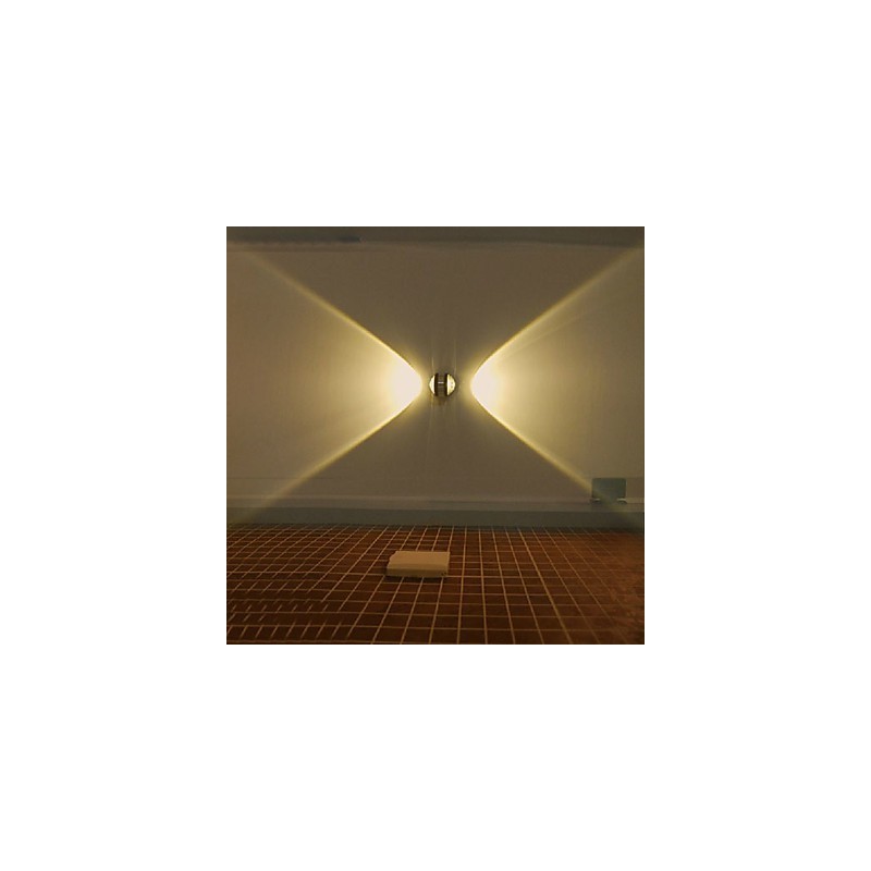 Applique da parete a filo in metallo argento moderna contemporanea con LED integrato
