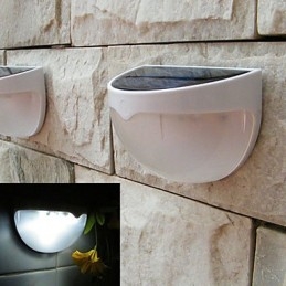 Applique da parete solare da giardino con sensore automatico, luce bianca