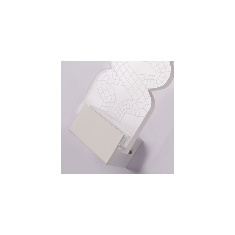 Applique da parete a filo LED moderna in metallo