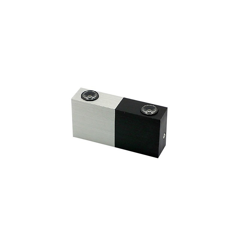 Applique da parete a filo moderna cubica argento e nero LED integrato 2 lampadine