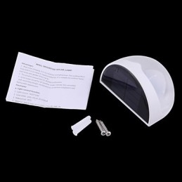 Applique da parete solare impermeabile IP55 bianca e nera