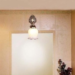 Applique da parete bagno classica 1 luce in metallo e vetro dipinto