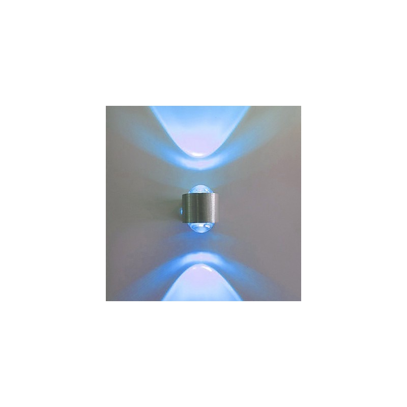 Applique da parete a filo moderna in metallo argentato con LED integrato