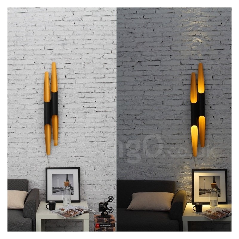 Applique da parete moderna in metallo 70x6 cm 2 LED