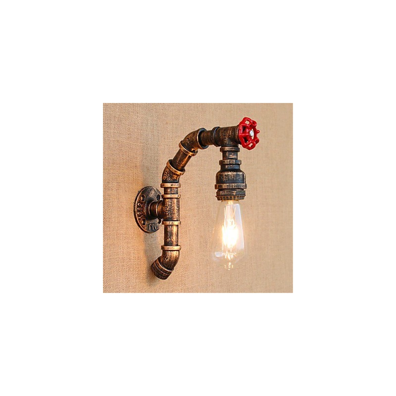 Applique da parete rustica in ottone anticato con luce ambientale
