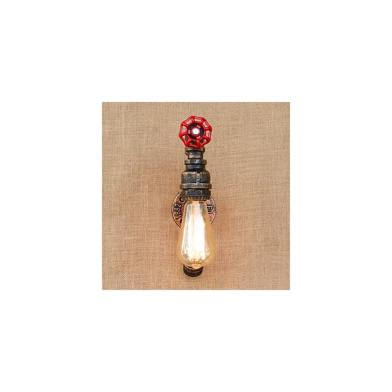 Applique da parete rustica in ottone anticato con luce ambientale