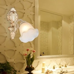 Applique da parete country mini verniciata con luce verso l'alto, lampadina inclusa