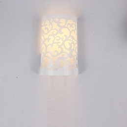 Applique da parete in metallo montaggio a filo e a soffitto