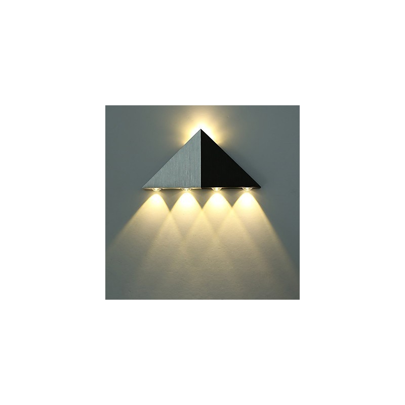 Applique da parete LED triangolare in alluminio, luce su e giù, 23,5 x 11,7 cm