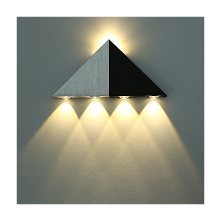 Applique da parete LED triangolare in alluminio, luce su e giù, 23,5 x 11,7 cm