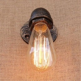 Applique da parete decorativa piccola Nostalgia con tubo dell'acqua, ottone antico
