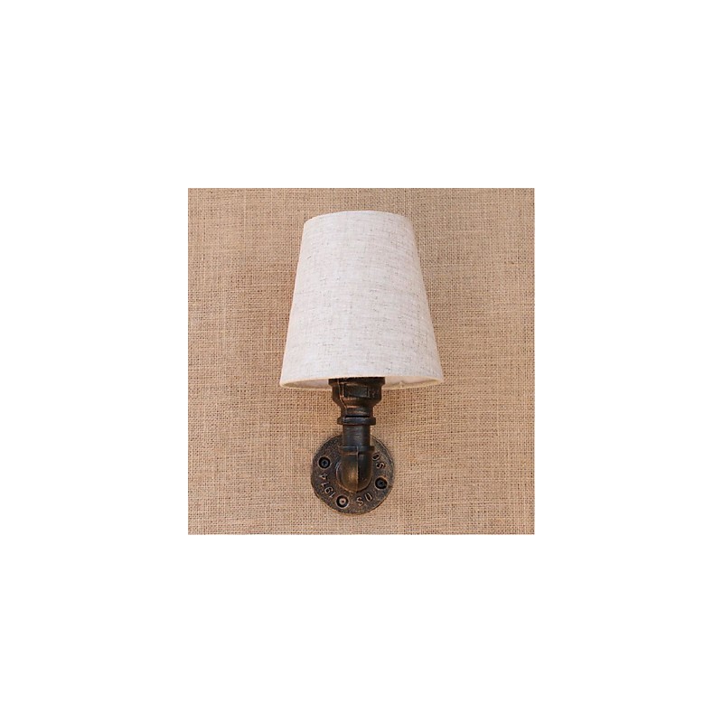 Applique da parete rustica in ottone con paralume in tessuto E27
