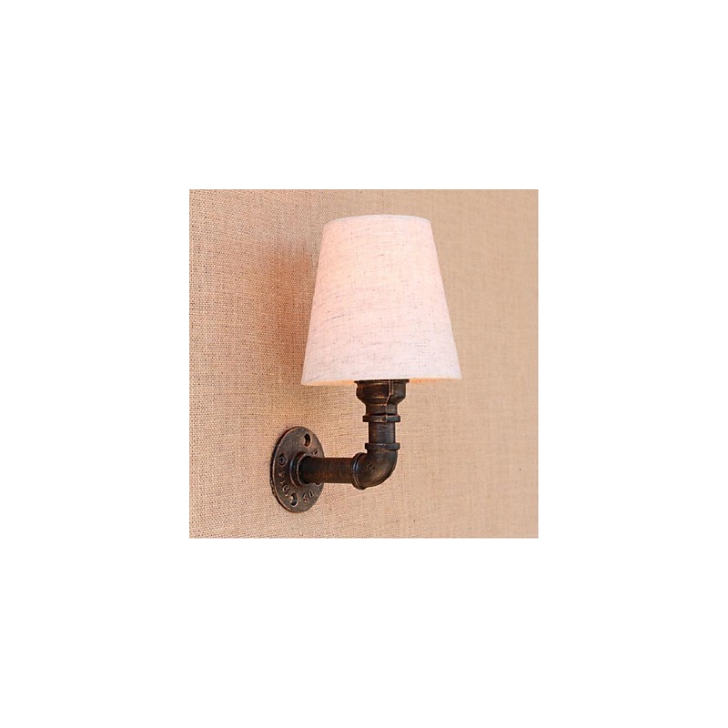 Applique da parete rustica in ottone con paralume in tessuto E27