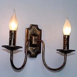 Applique da parete retrò a doppia testa 2 lampadine E12/E14 32x26 cm