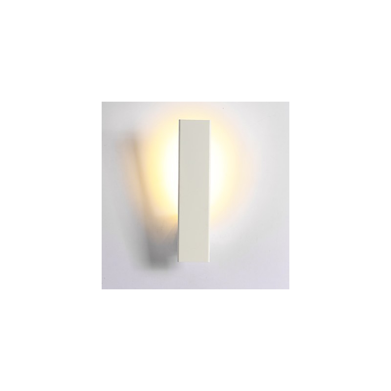 Applique da parete moderna contemporanea con finitura pittura e luce ambientale LED 5 W