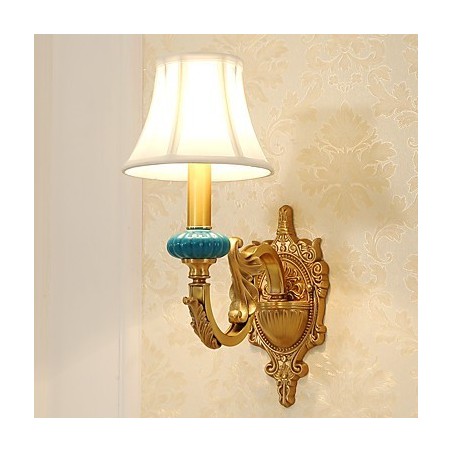 Applique da parete classica tradizionale in ottone, stile mini uplight, lampadina inclusa