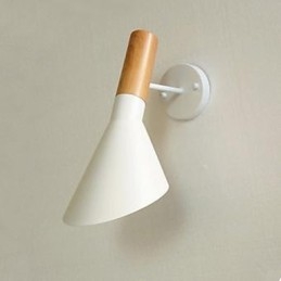 Applique da parete moderna in ferro battuto con effetto legno per soggiorno