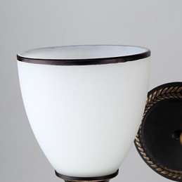 Applique da parete moderna contemporanea pitturata con luce ambientale