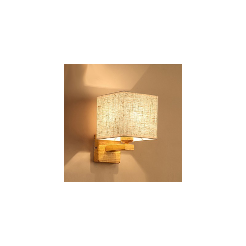 Lampada da tavolo in legno massello minimalista per comodino
