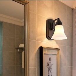 Applique da parete rustica finitura in ossido nero, luce ambientale, attacco E27