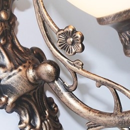 Applique da parete in ferro battuto stile europeo, paralume in vetro, E27