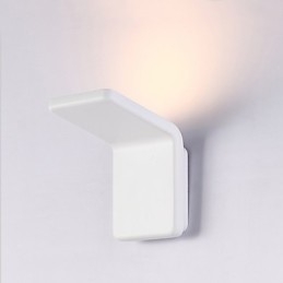 Applique da parete moderna contemporanea dipinta con luce ambientale