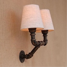 Applique da parete rustica in ottone con paralume in tessuto