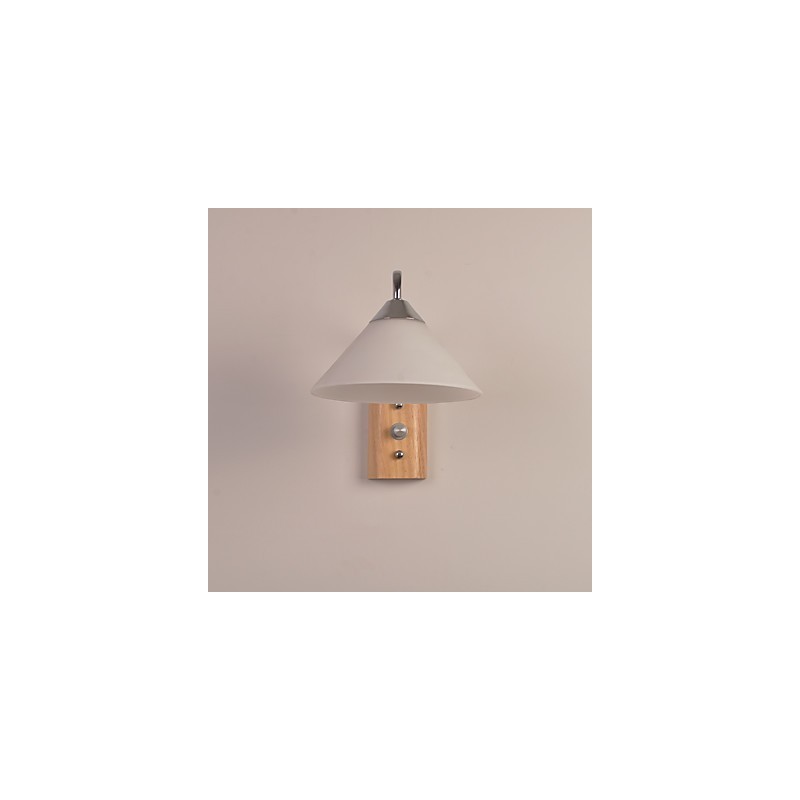 Applique da parete semplice con paralume in vetro e legno massello